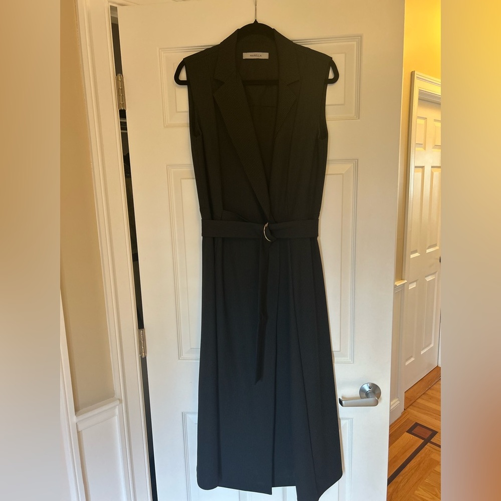 Marella wrap sleeveles dress